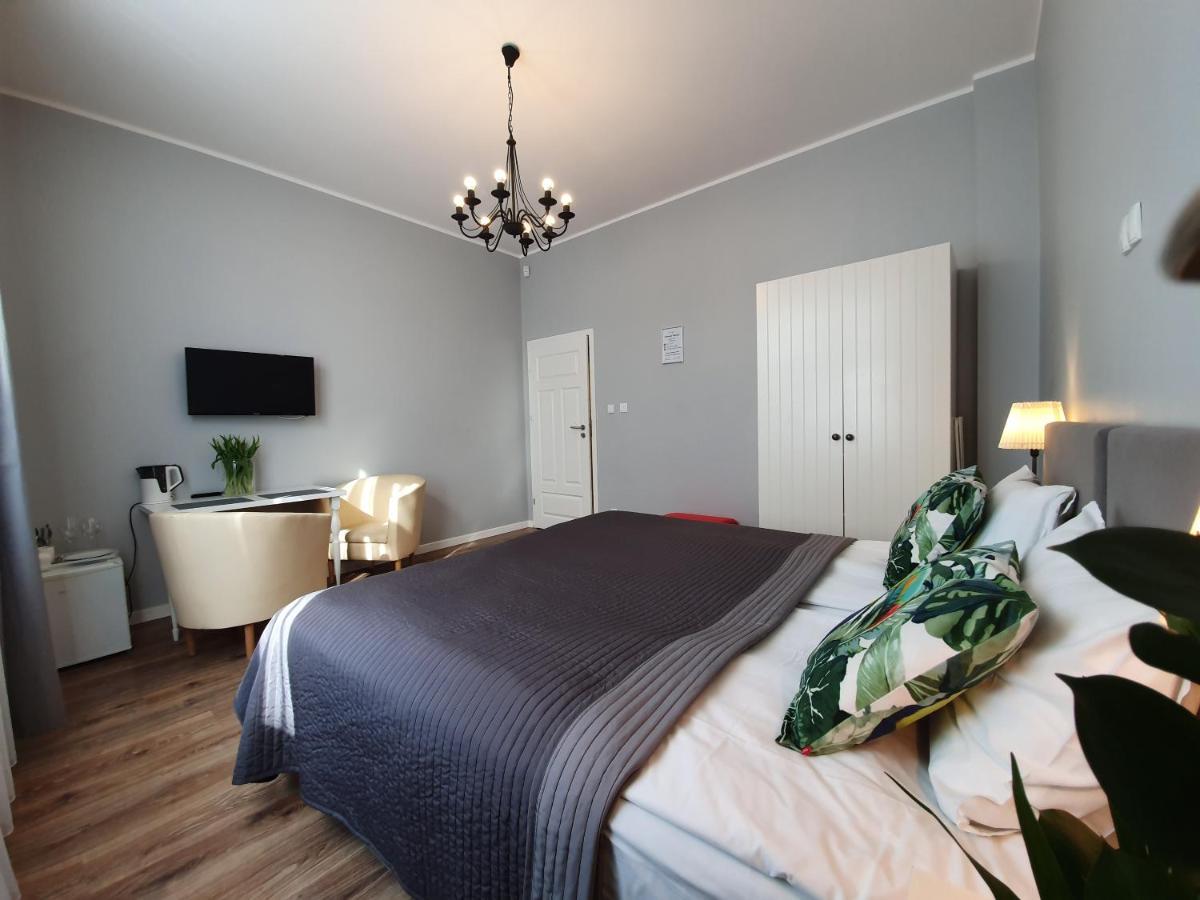 Sopot Airport Apartment Bagian luar foto