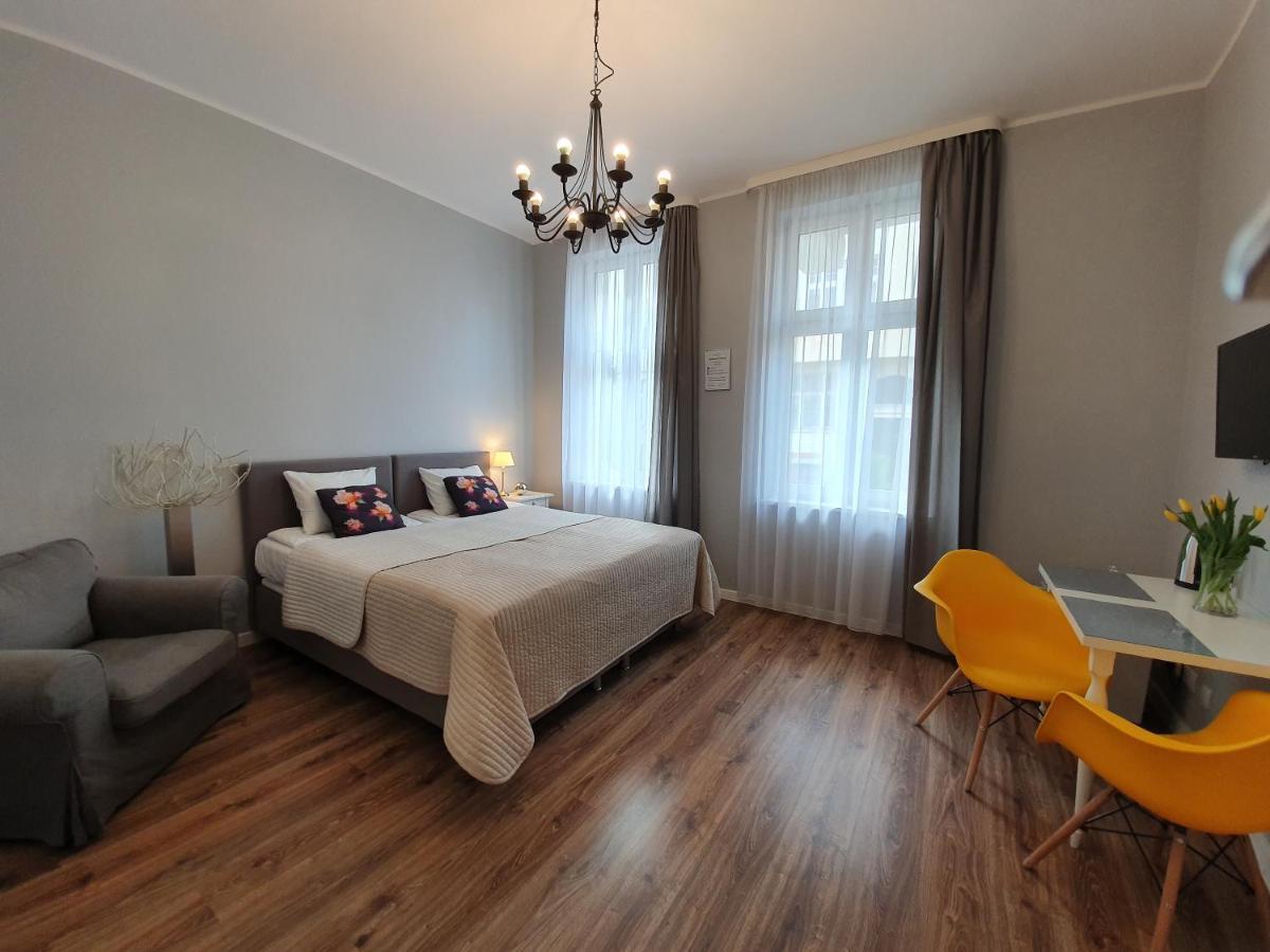 Sopot Airport Apartment Bagian luar foto