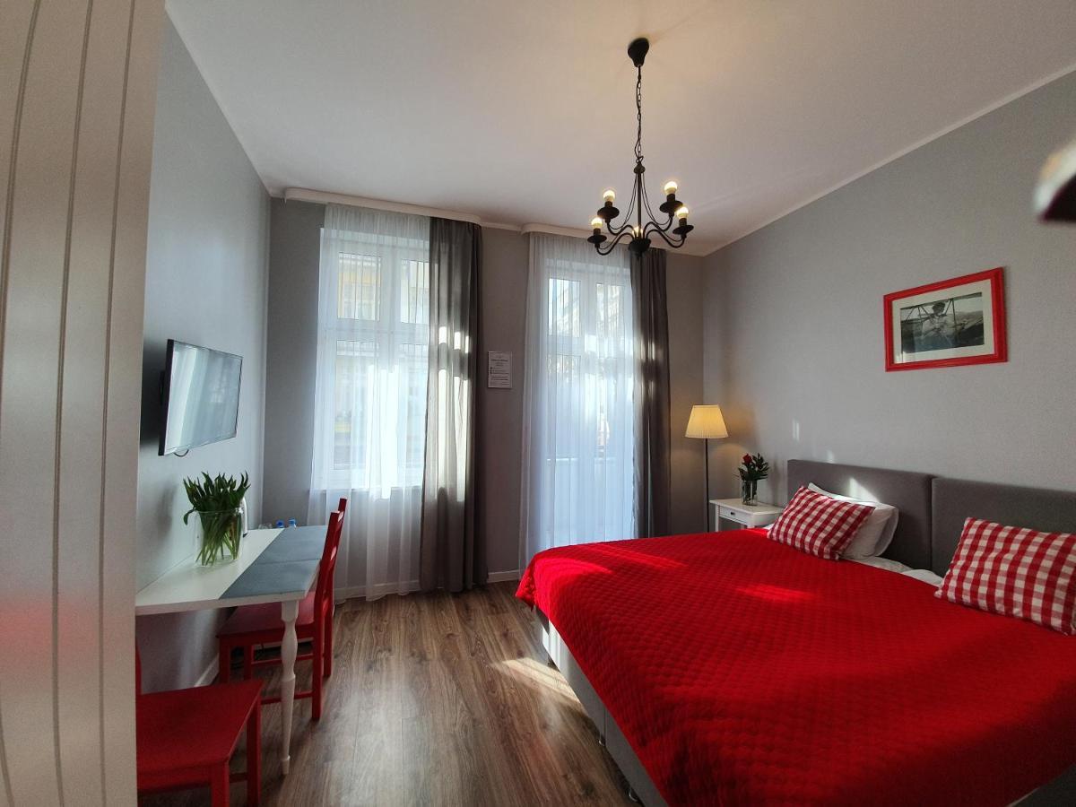 Sopot Airport Apartment Bagian luar foto