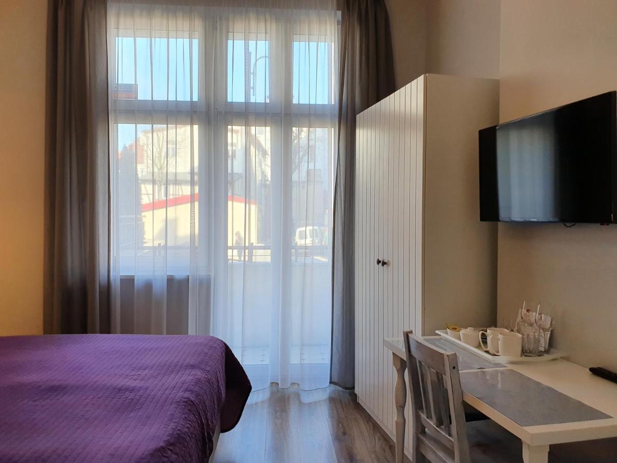 Sopot Airport Apartment Bagian luar foto