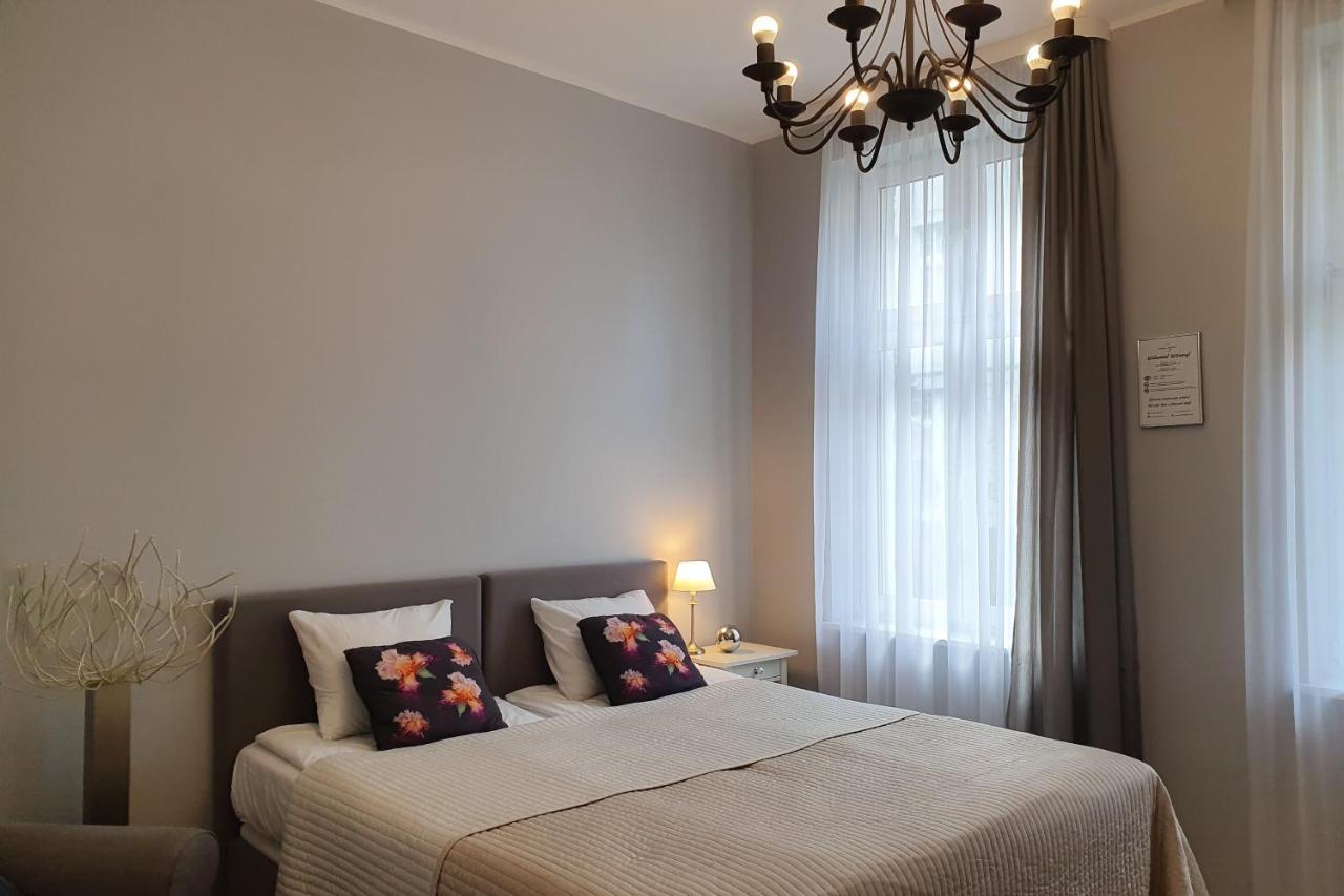 Sopot Airport Apartment Bagian luar foto