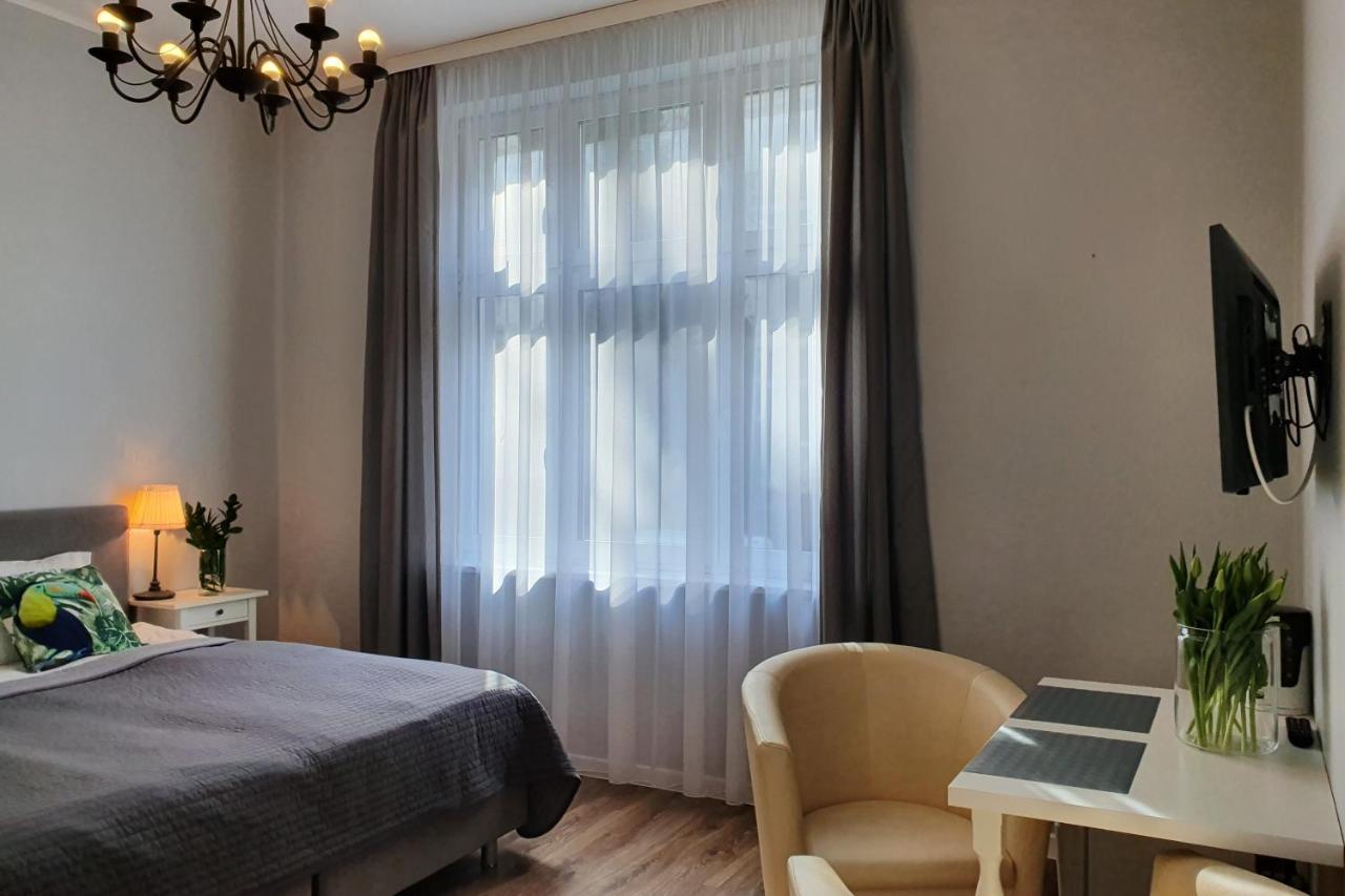 Sopot Airport Apartment Bagian luar foto